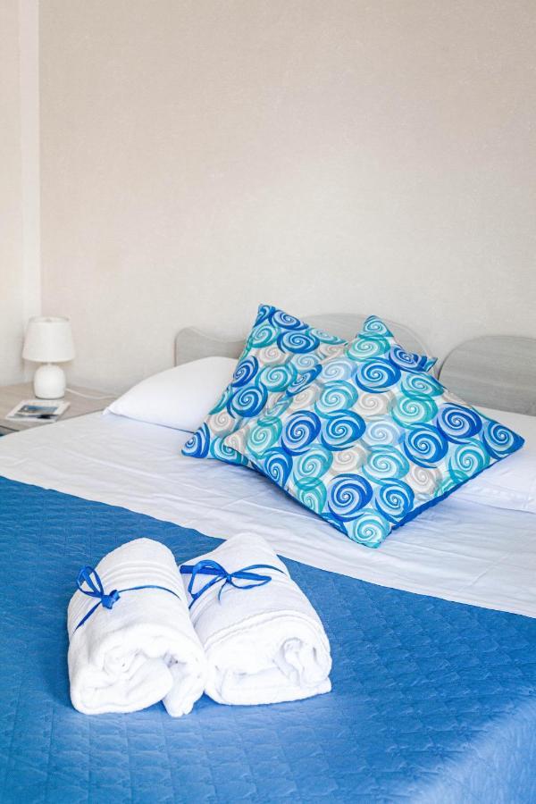 B&B Peonies Castellammare di Stabia Bagian luar foto