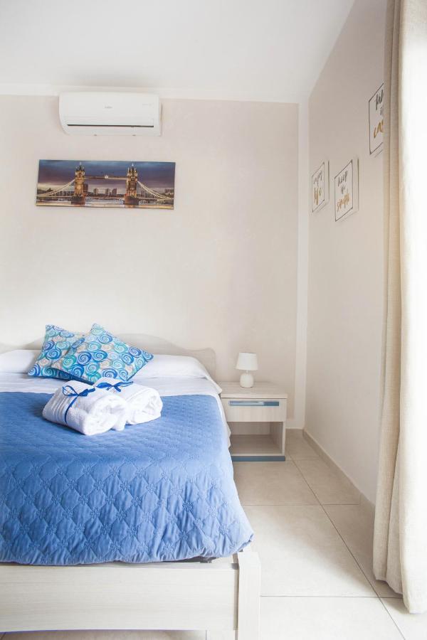 B&B Peonies Castellammare di Stabia Bagian luar foto